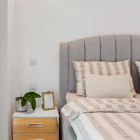 One Tower Apartments Bucharest Room photo