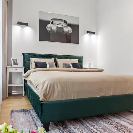 One Tower Apartments Bucharest Room photo