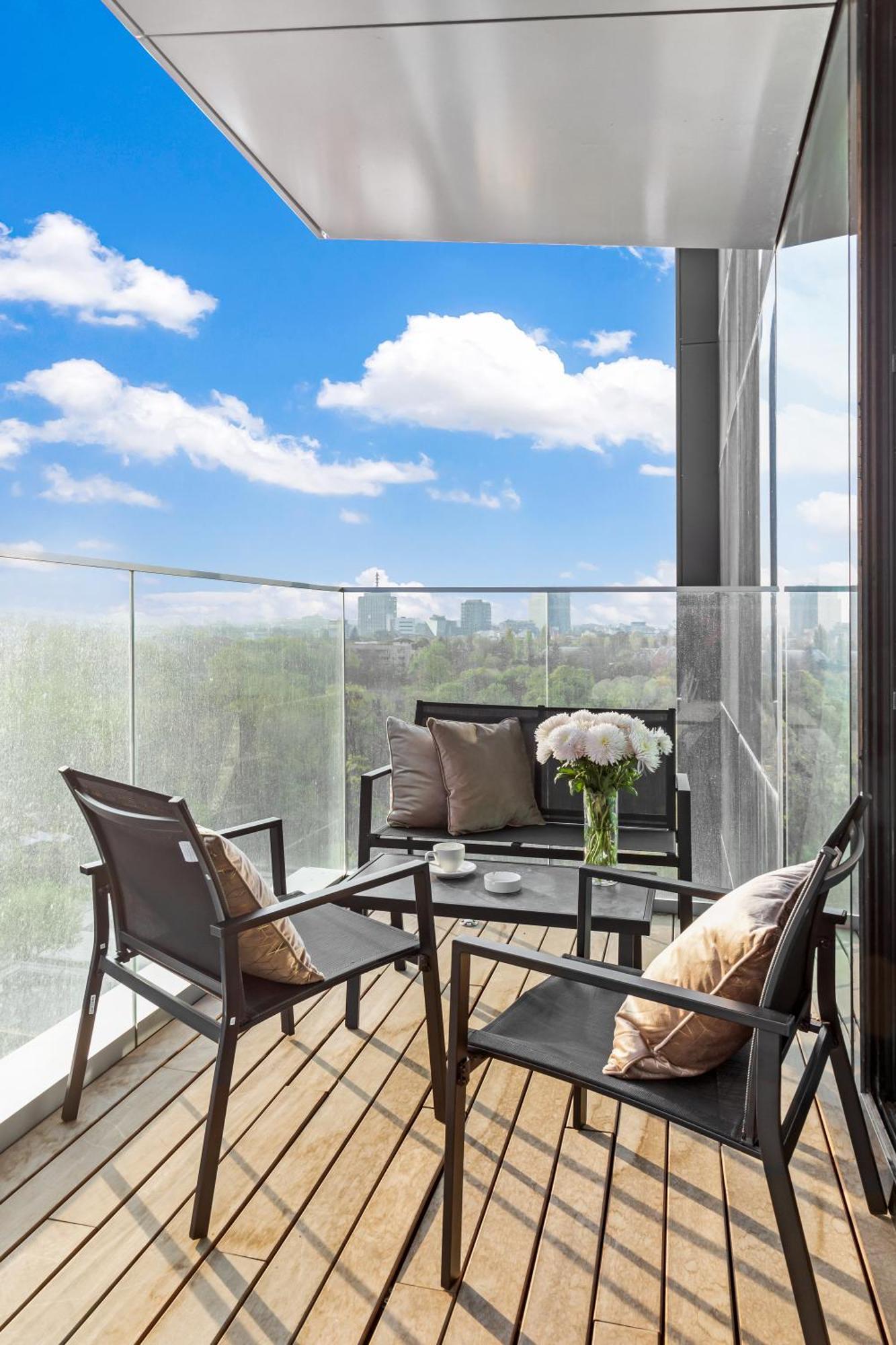 Apartment One Tower *